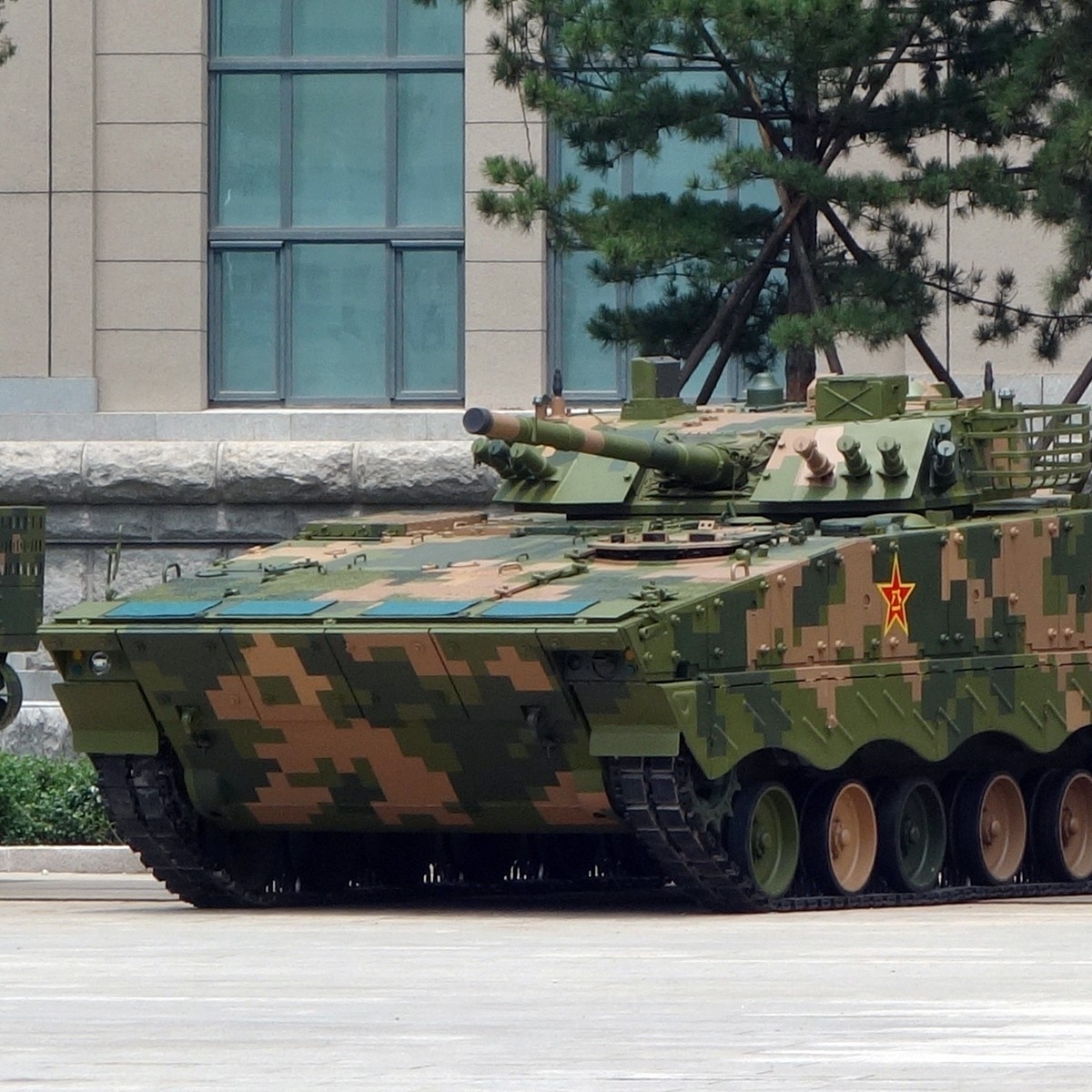 1/35 Metal Track Links: Chinese ZBD-04 Type 04 ZBD-97 1/35 Metal Track Links: Chinese ZBD-04 Type 04 ZBD-97